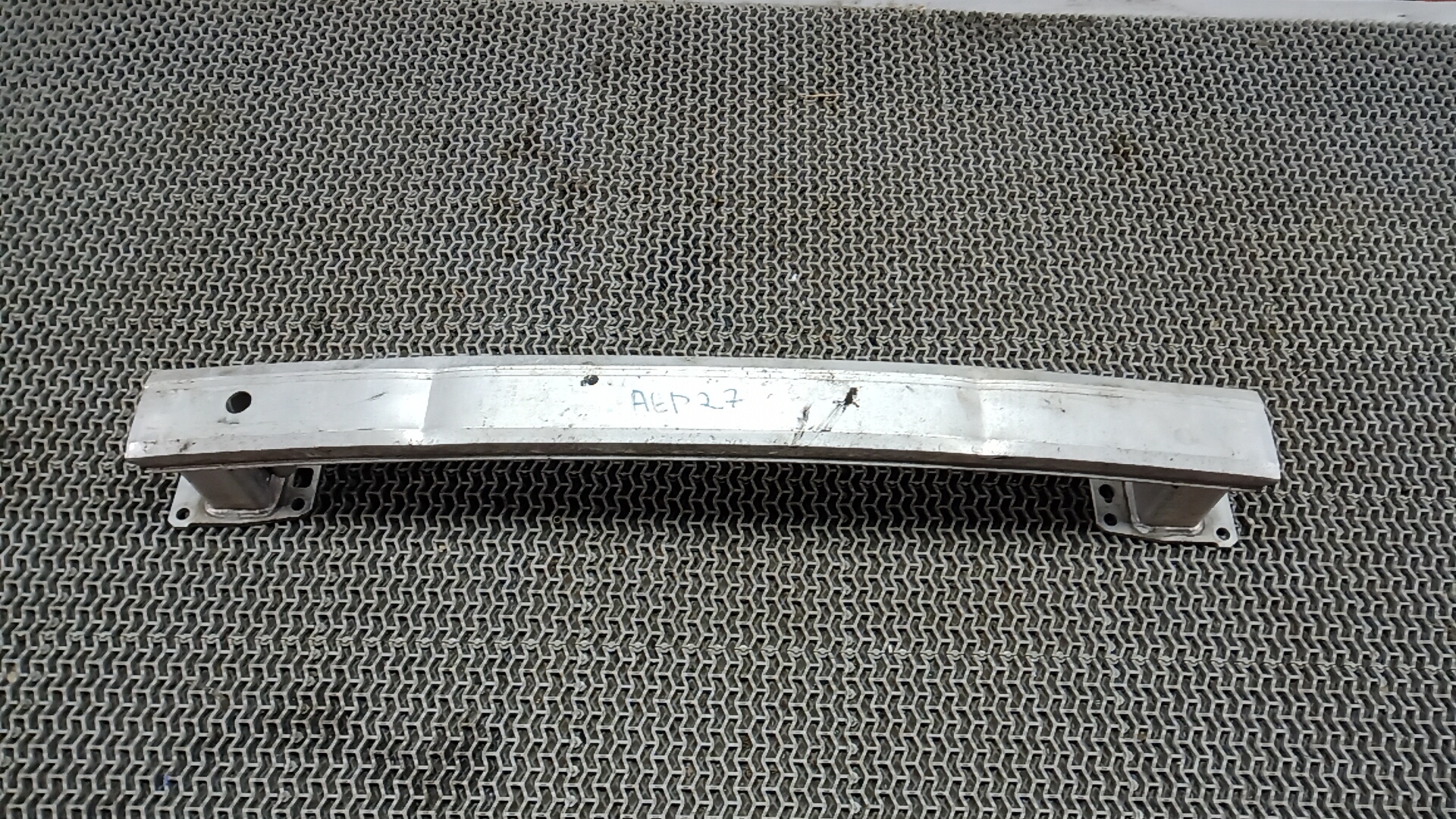 Усилитель бампера задний