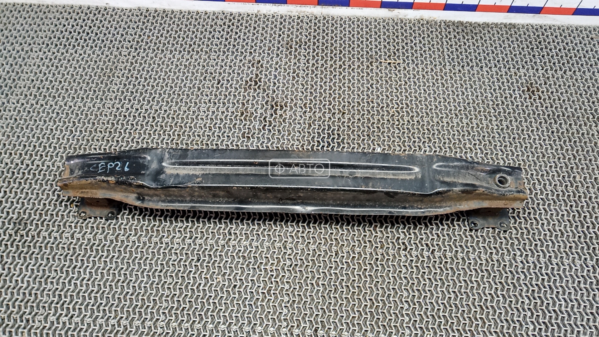 Усилитель бампера задний