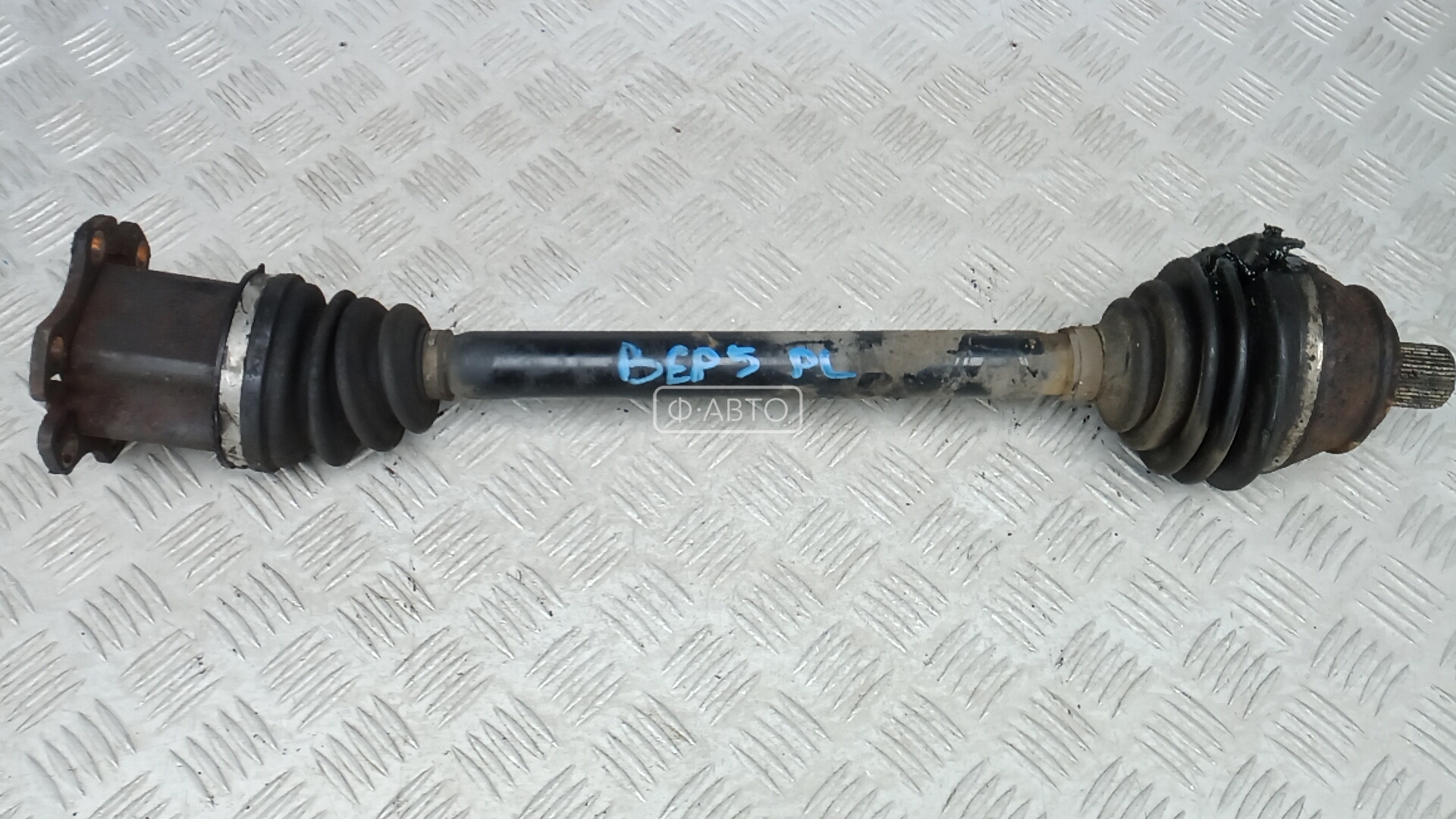 Привод передний левый