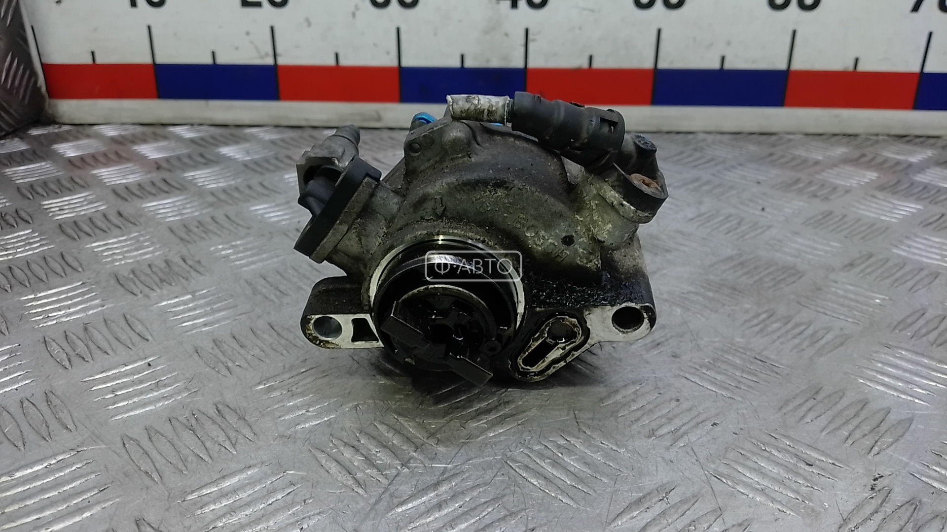 Насос вакуумный