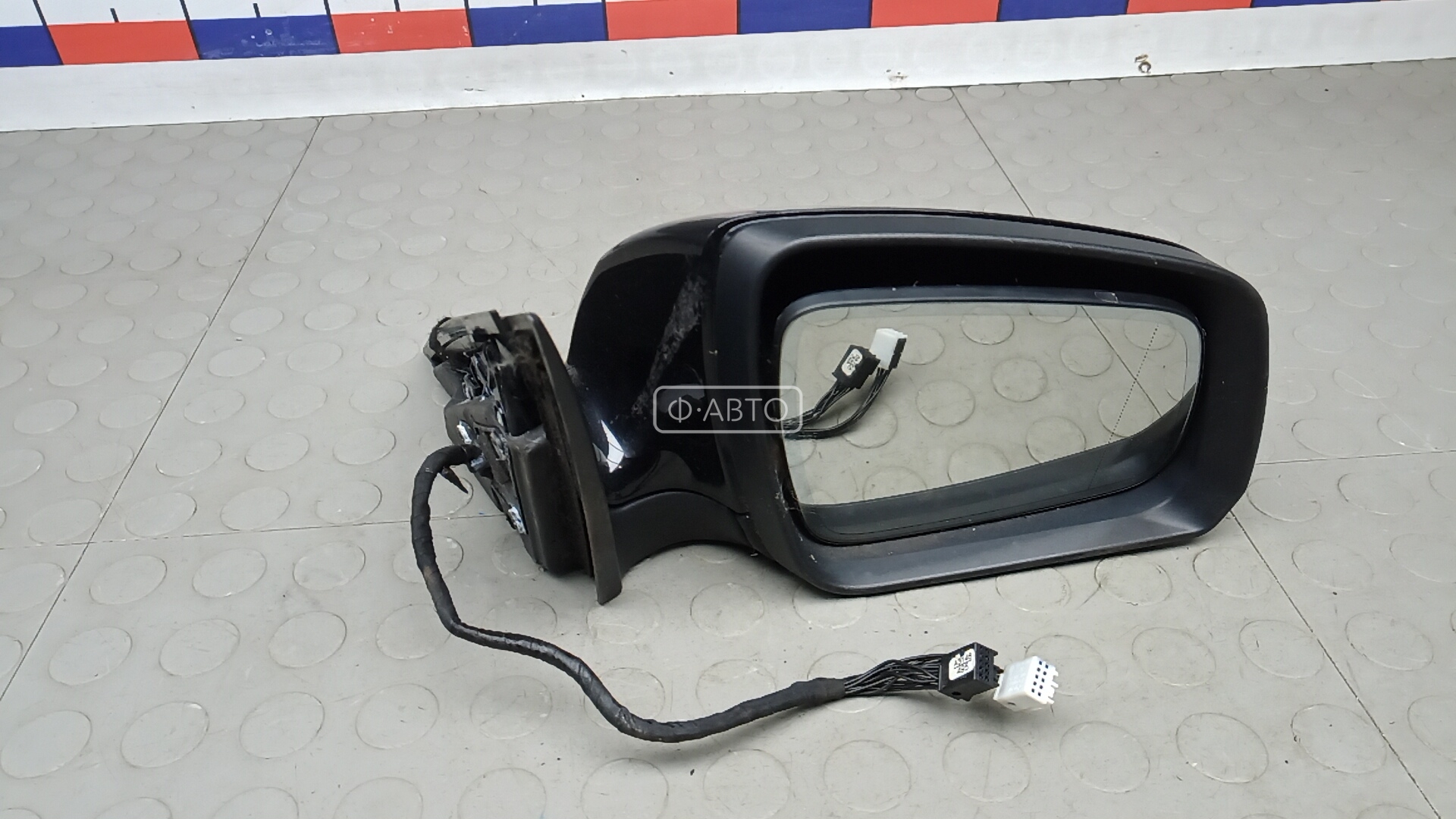 Зеркало наружное правое