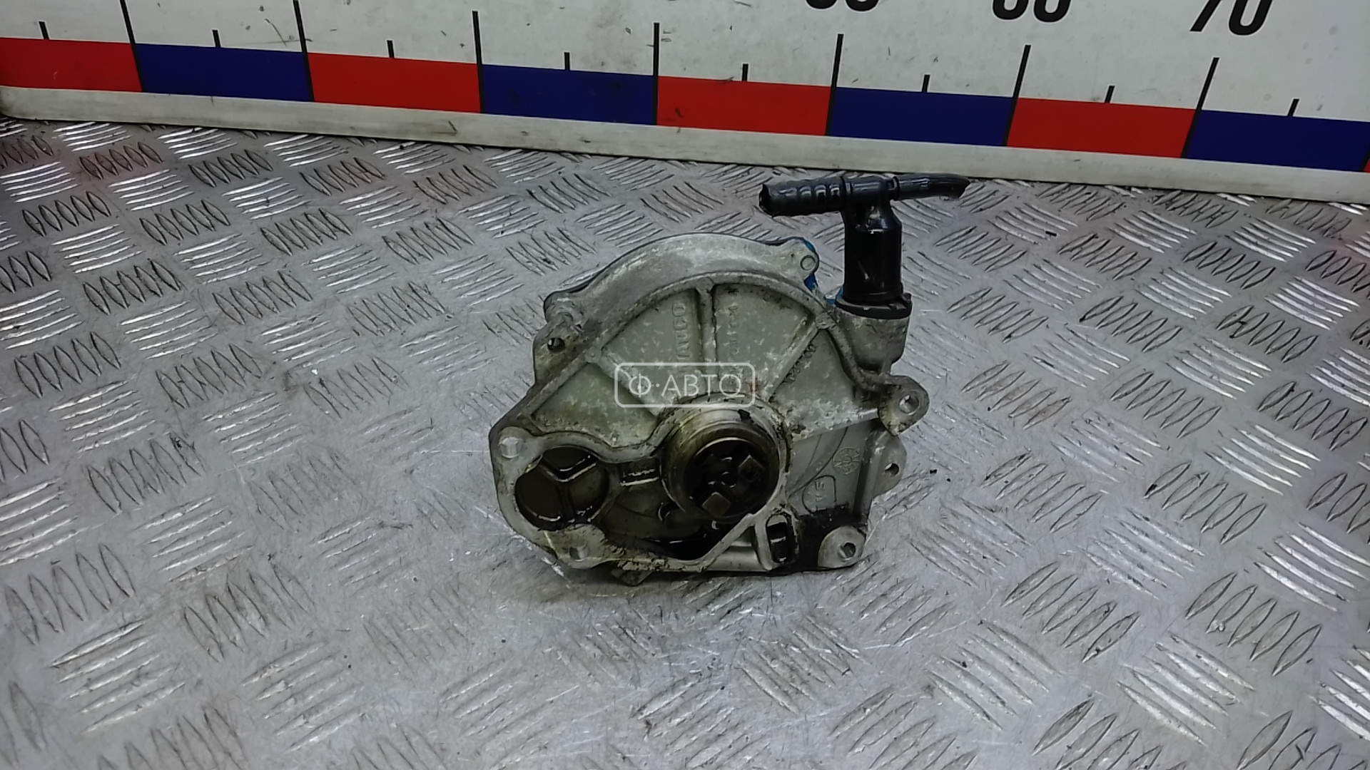 Насос вакуумный