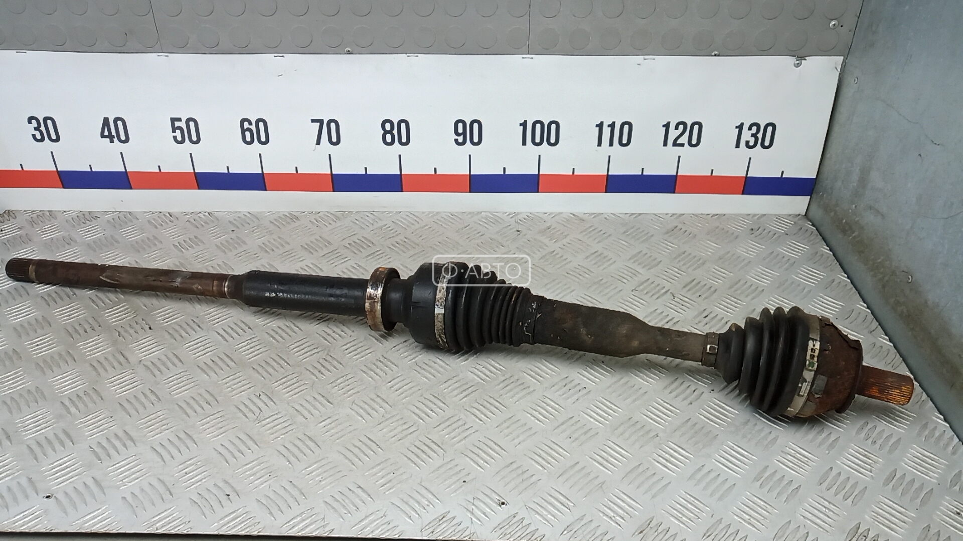 Привод передний правый