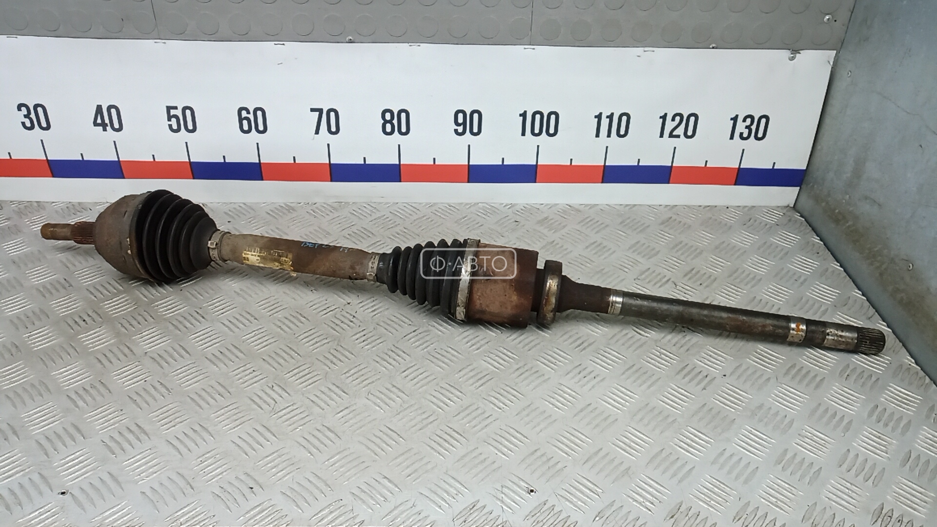 Привод передний правый