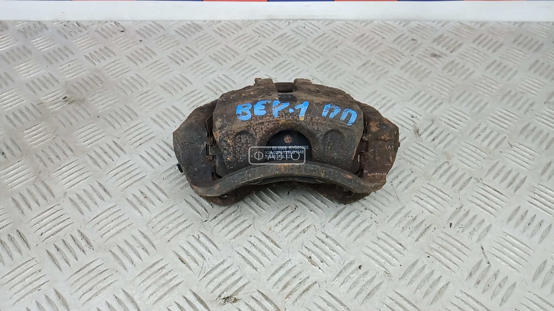 Суппорт тормозной передний правый