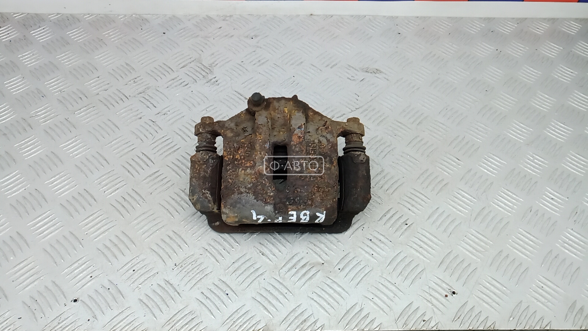 Суппорт тормозной передний правый