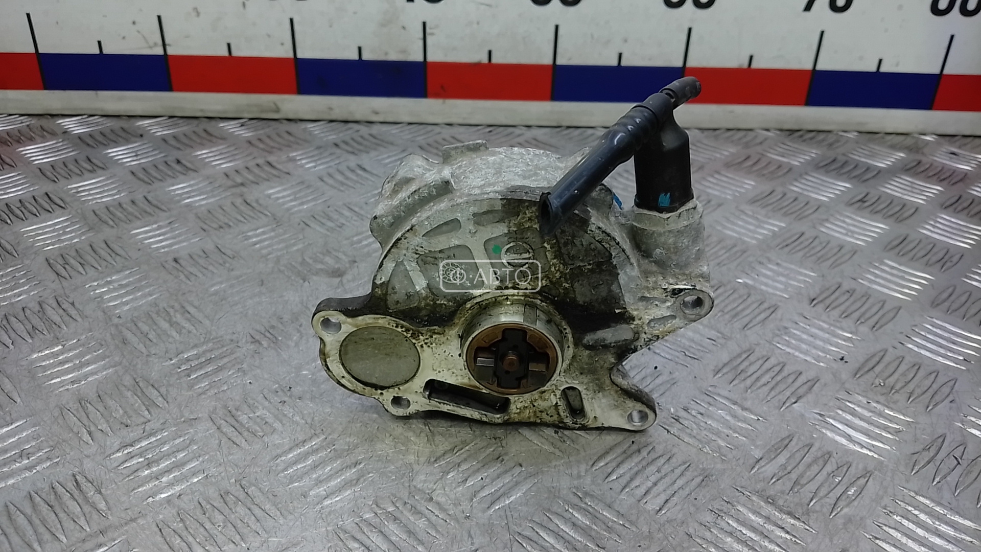 Насос вакуумный