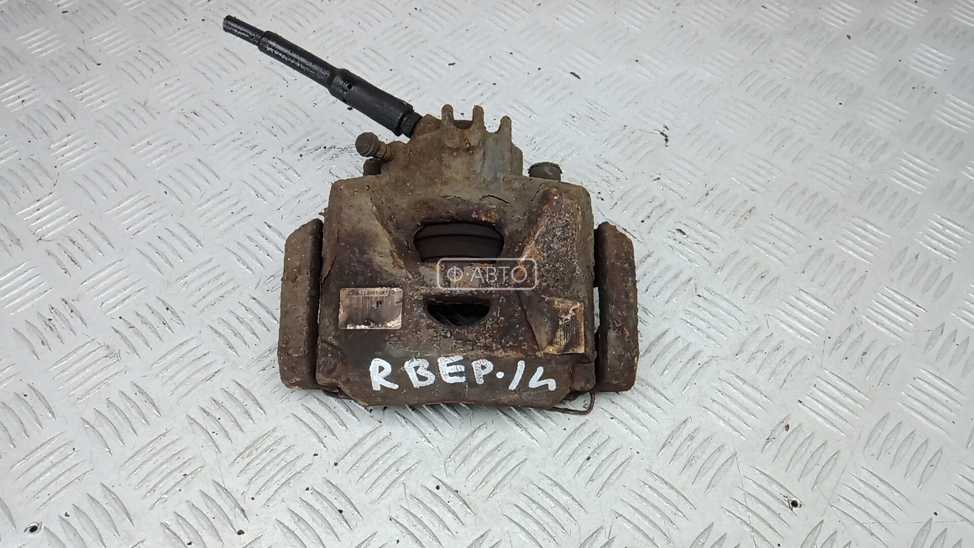 Суппорт тормозной передний правый