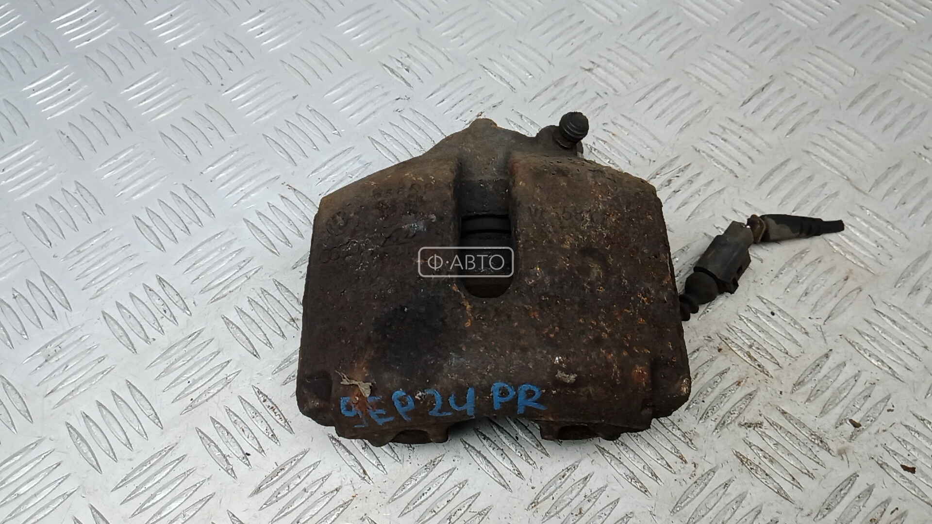 Суппорт тормозной передний правый