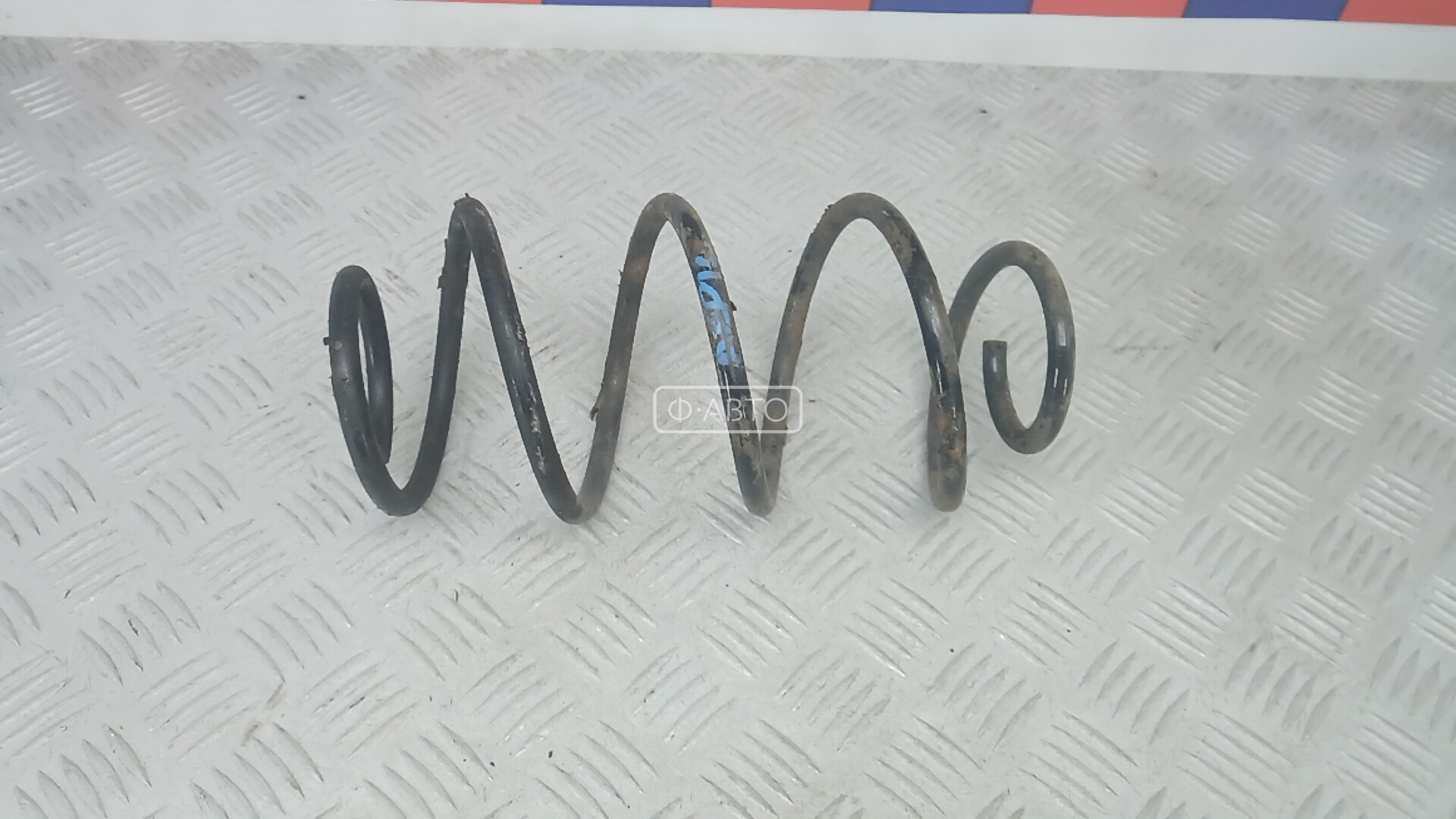 Пружина задняя