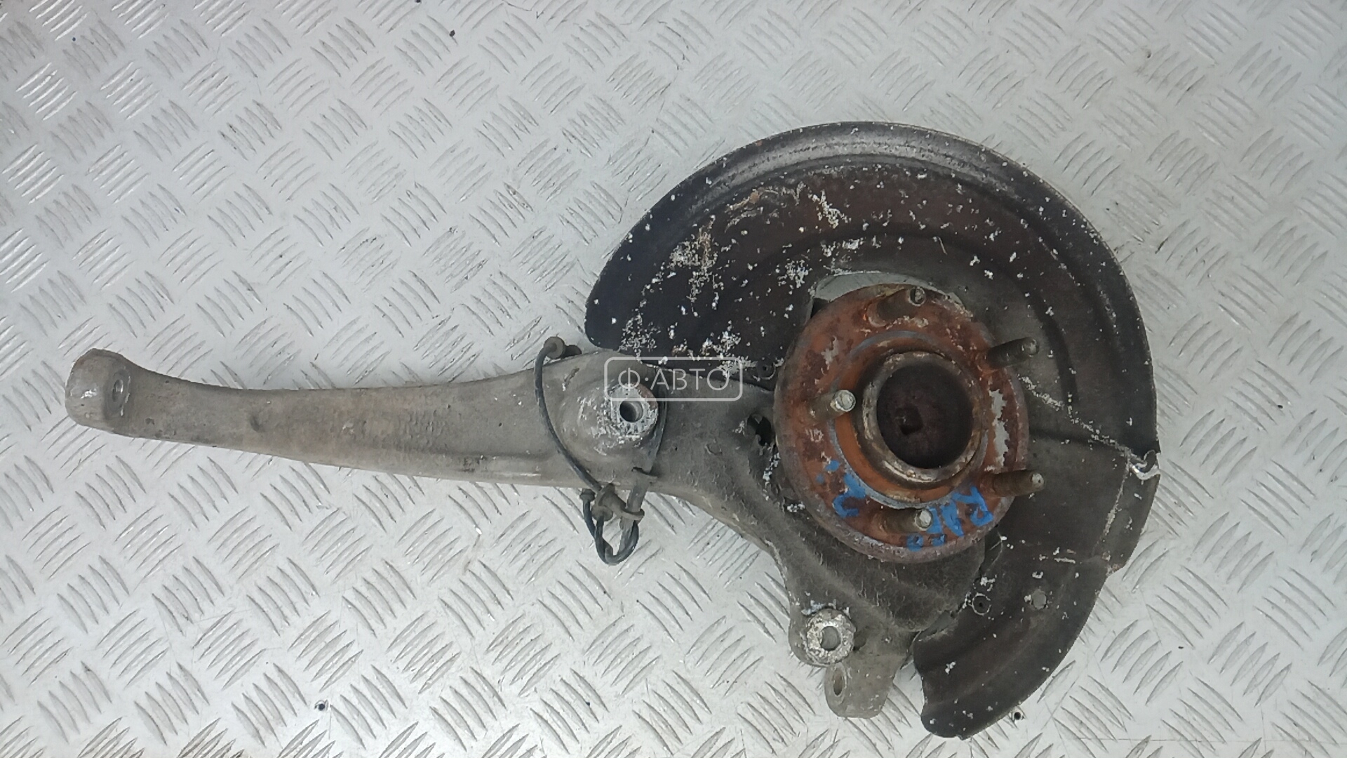 Ступица передняя правая