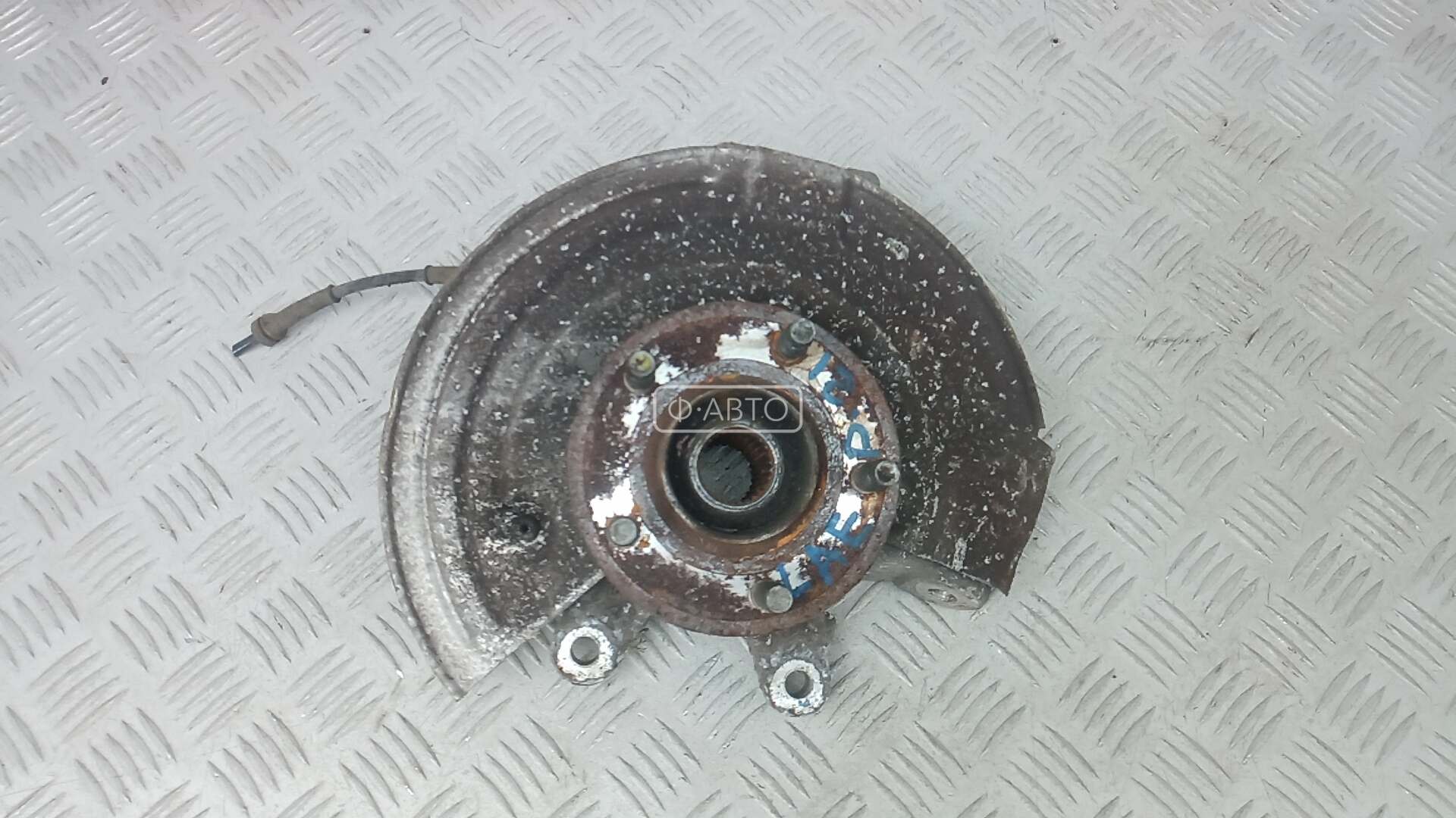 Ступица задняя левая