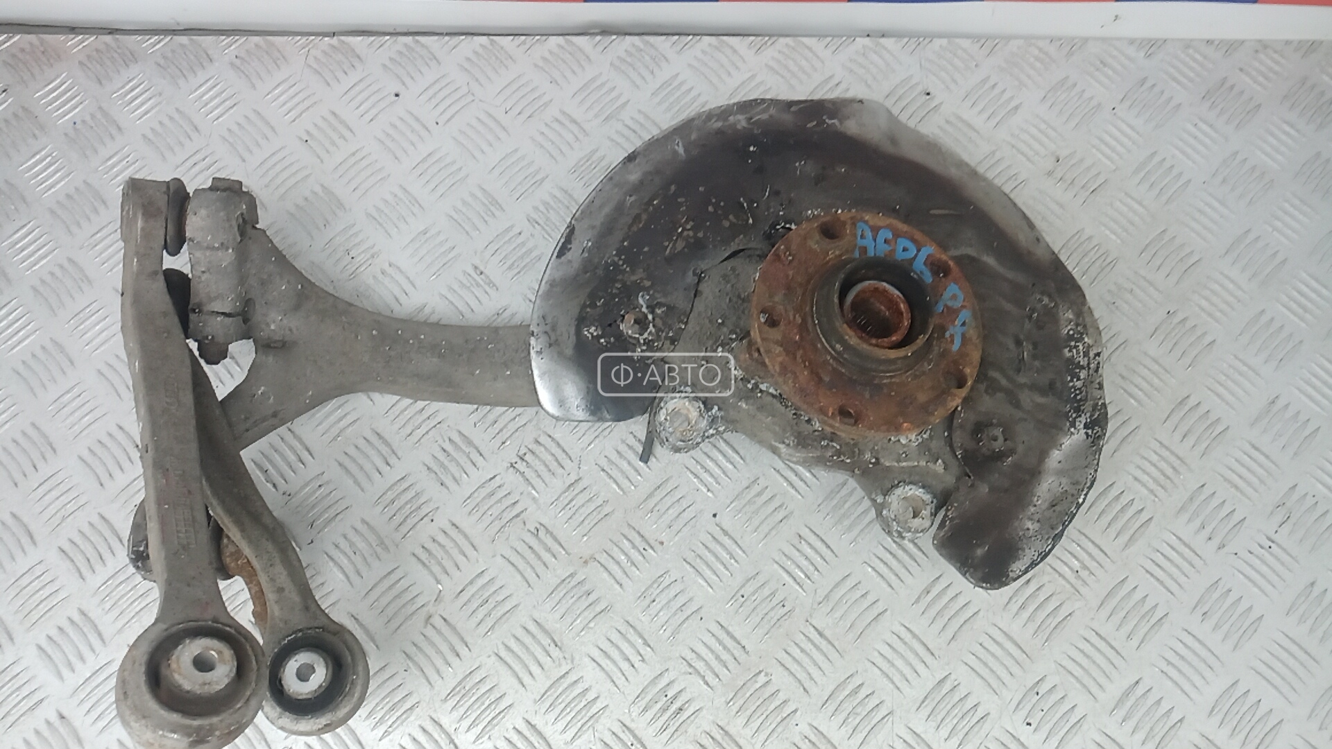 Ступица передняя правая