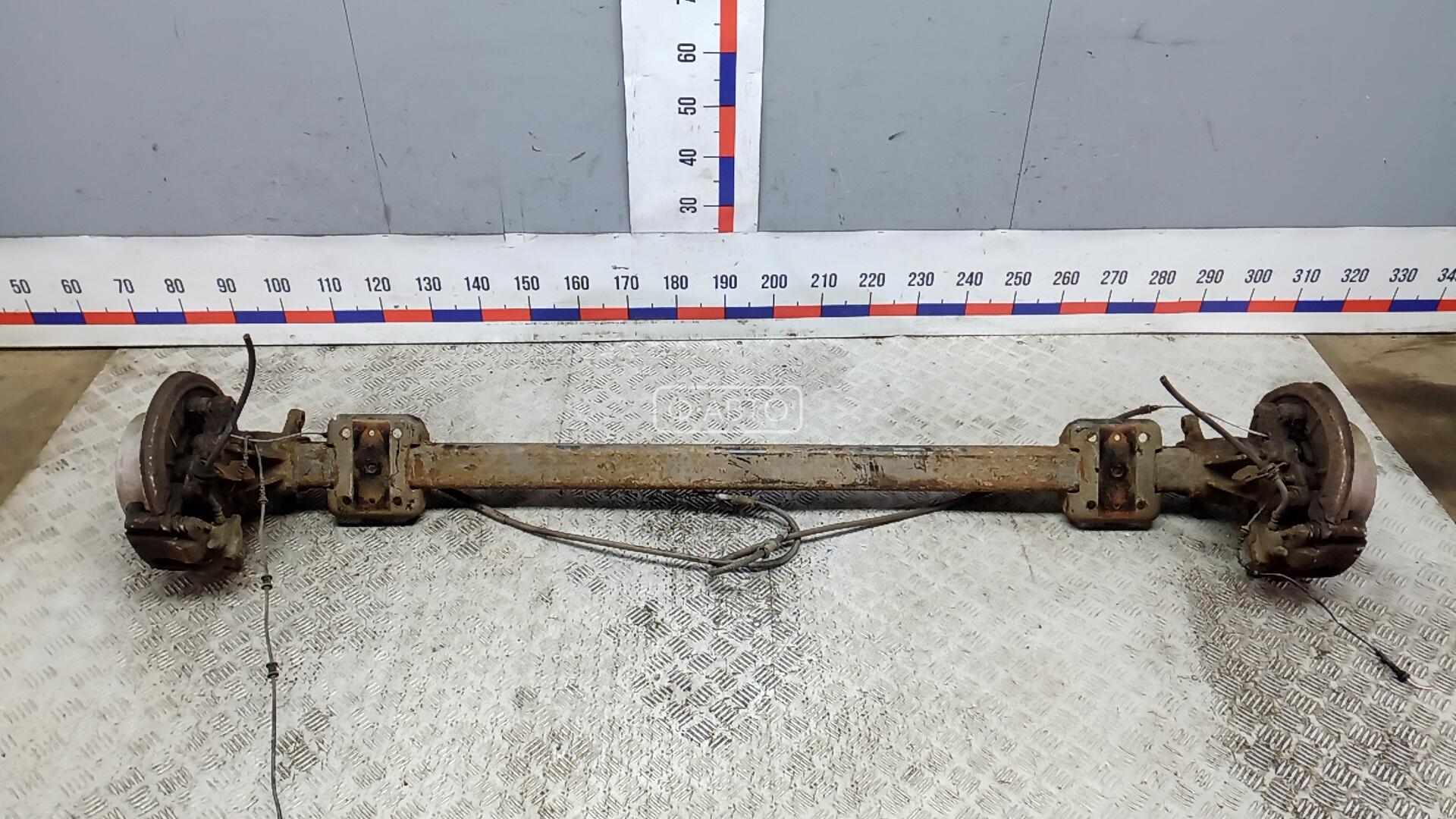 Балка задняя