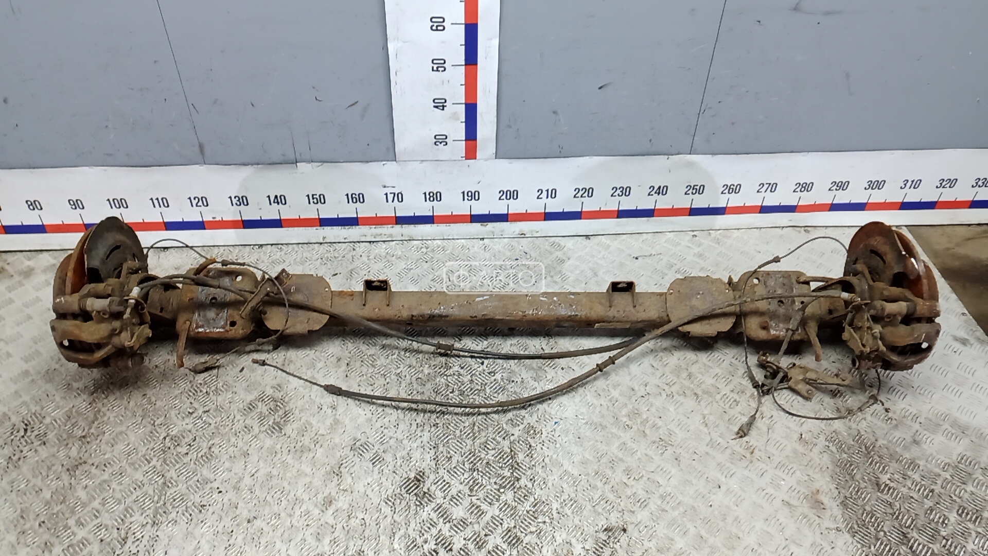 Балка задняя