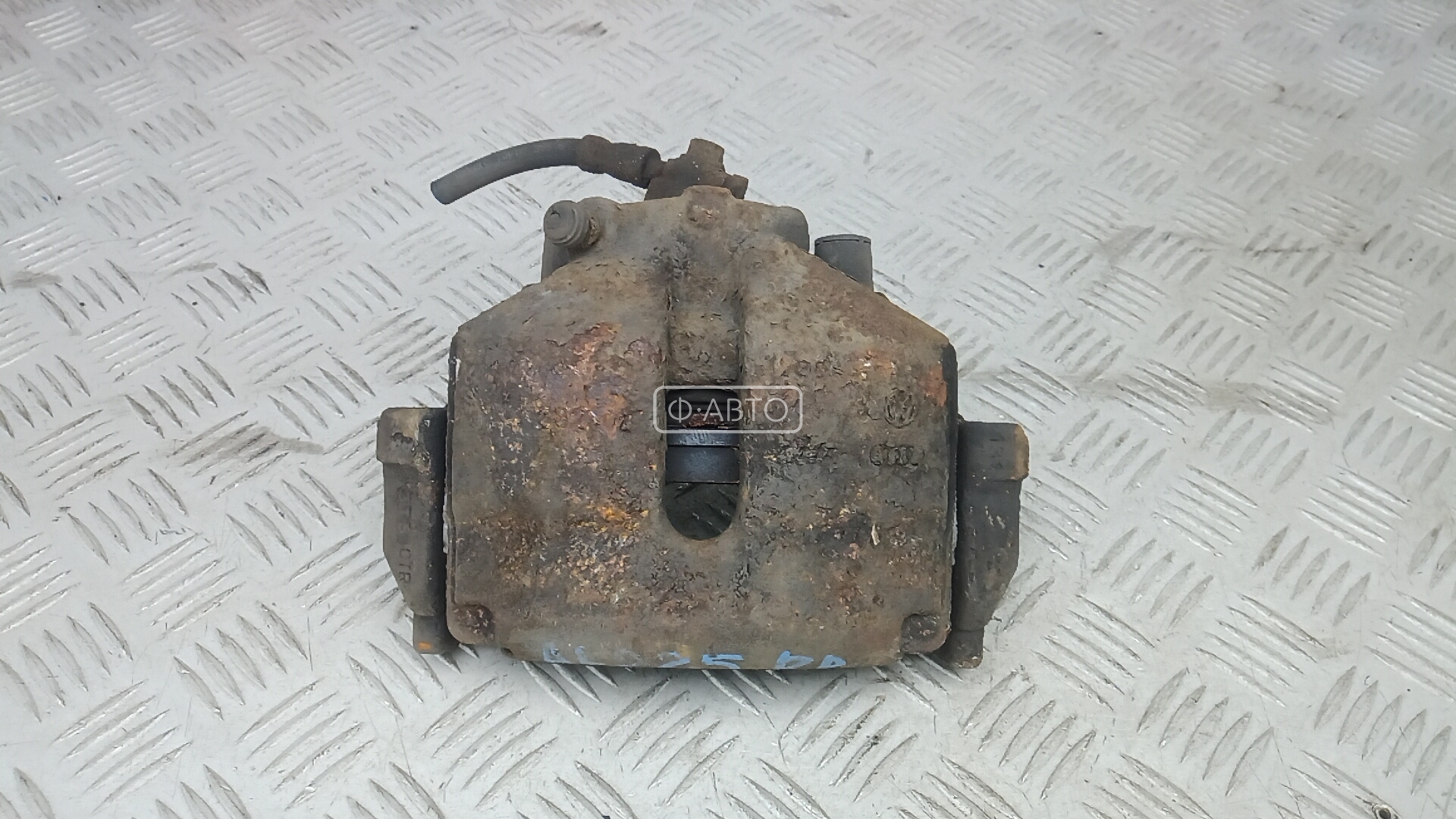 Суппорт тормозной передний правый