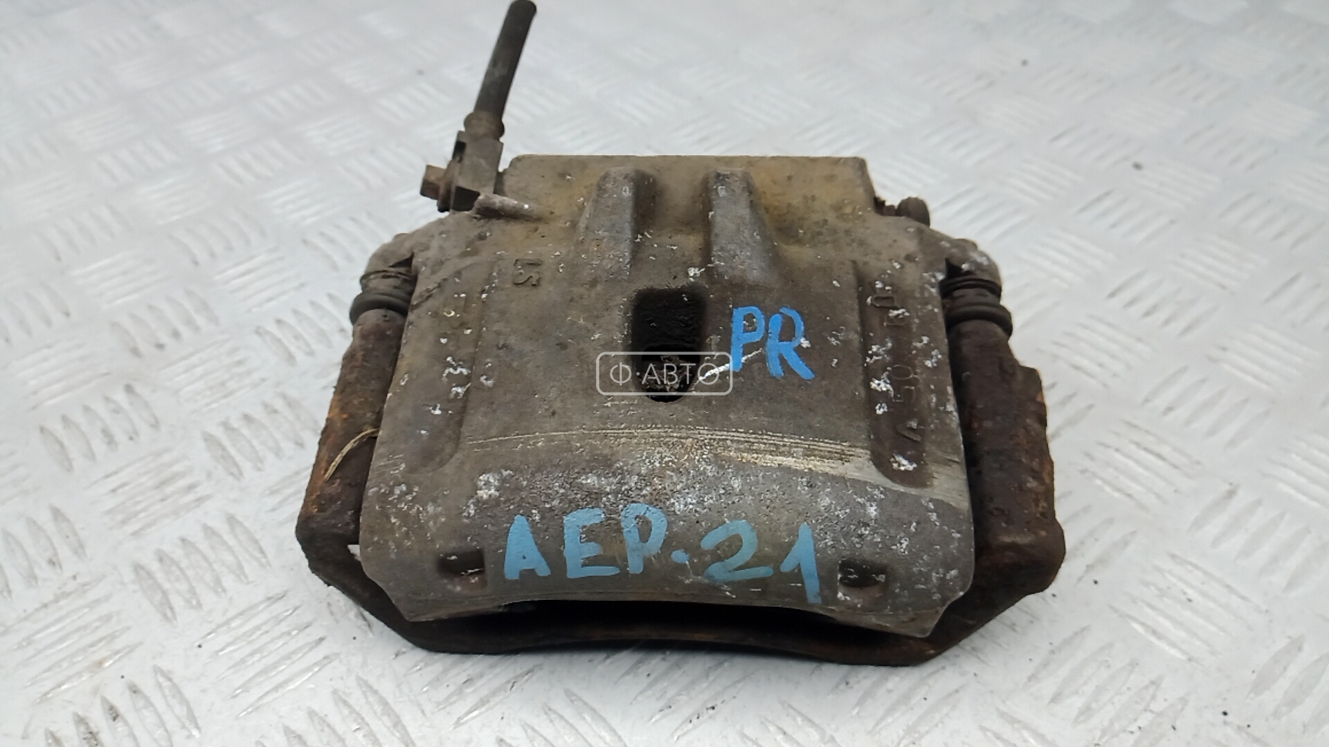 Суппорт тормозной передний правый