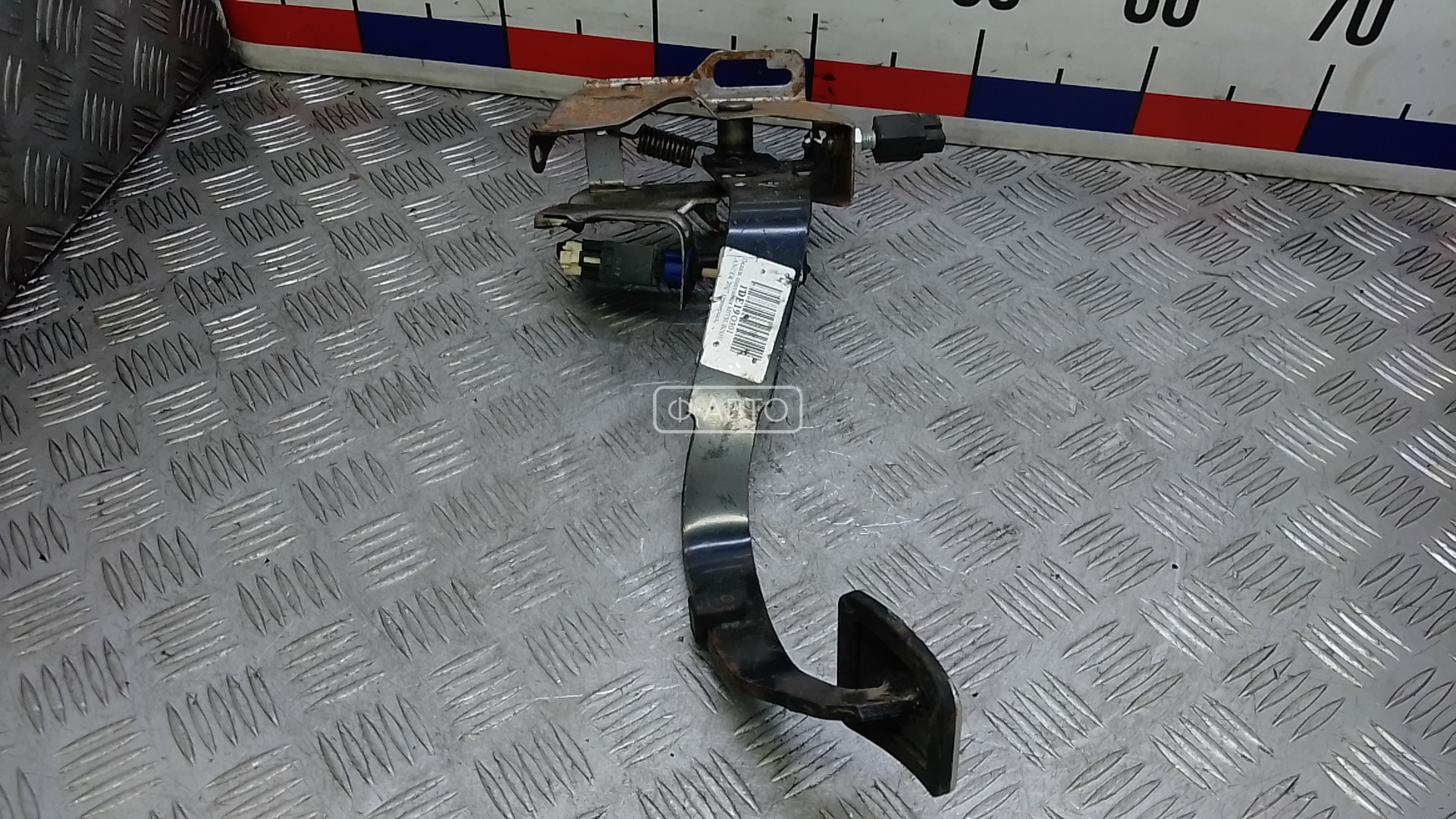 Педаль сцепления