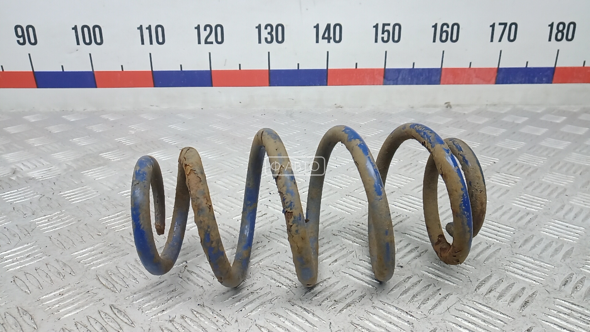 Пружина задняя