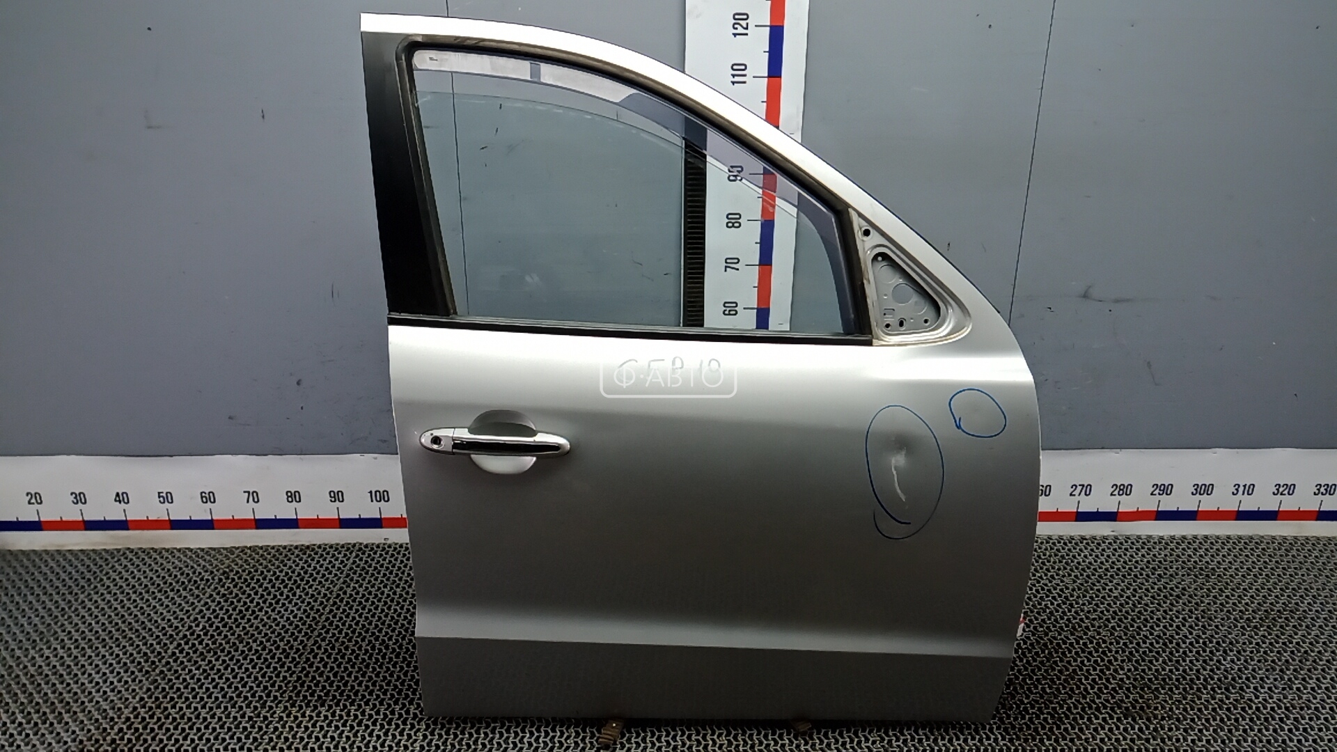 Дверь передняя правая