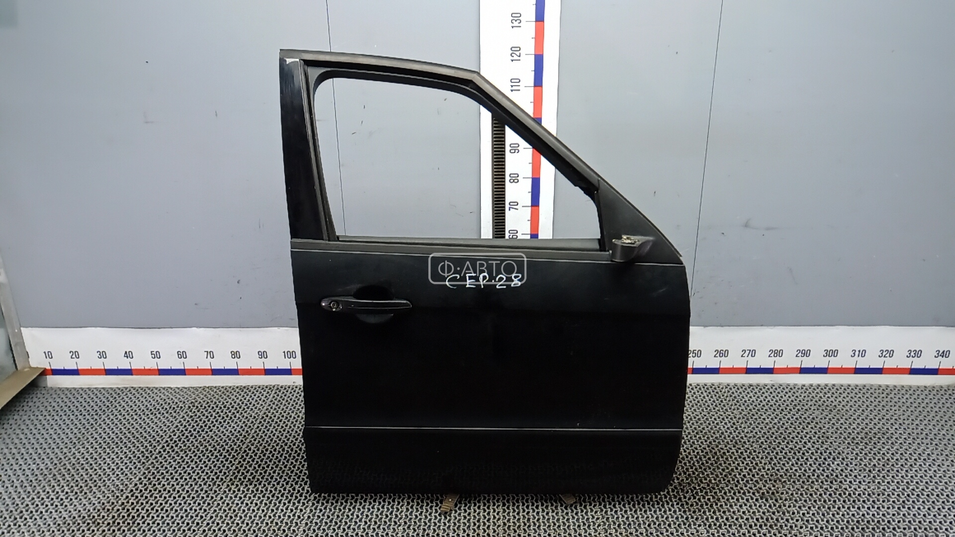 Дверь передняя правая