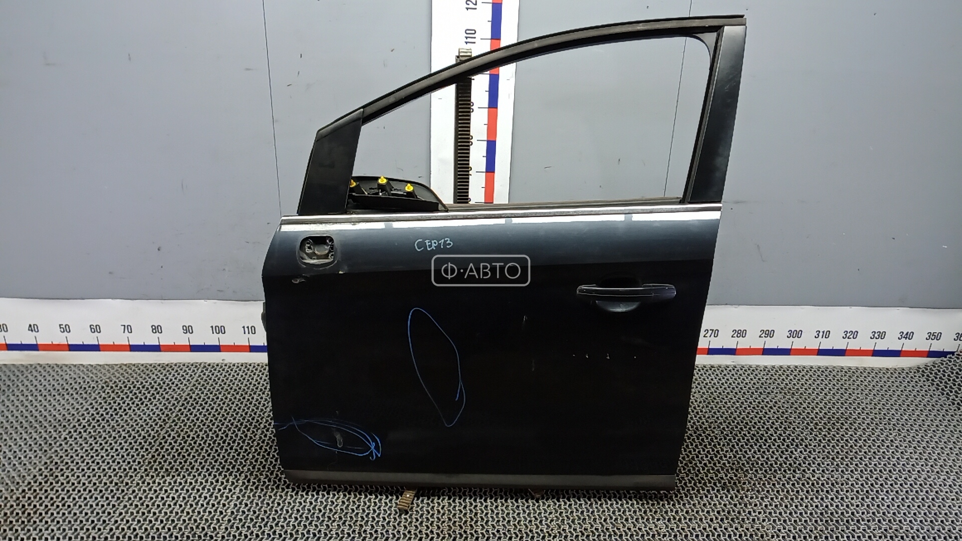 Дверь передняя левая