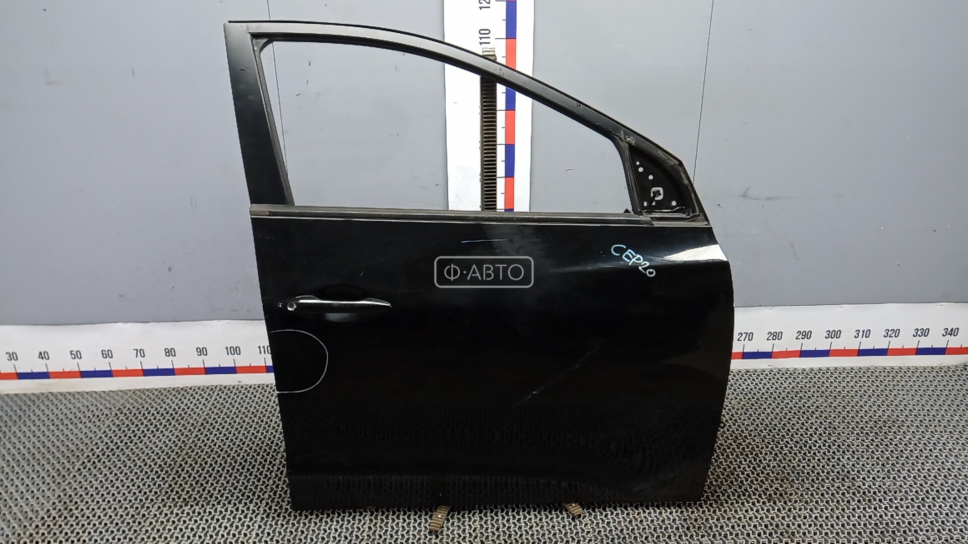 Дверь передняя правая