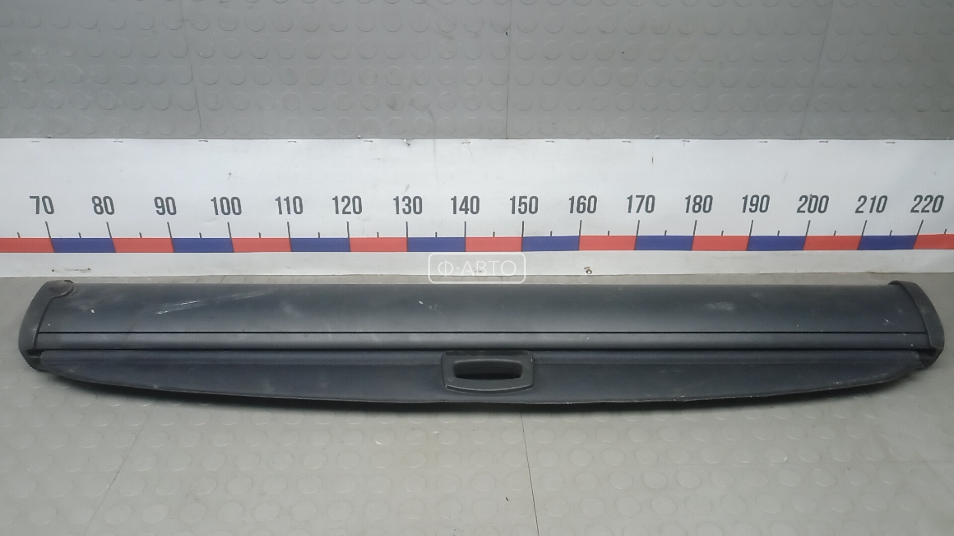 Шторка багажника