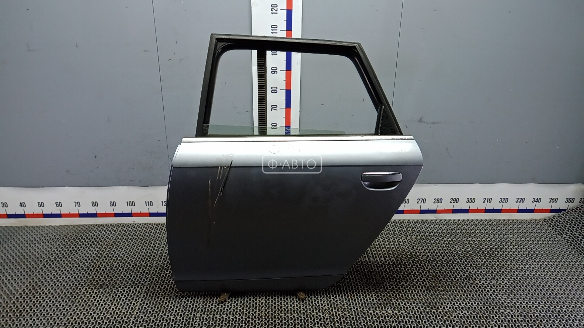 Дверь задняя левая