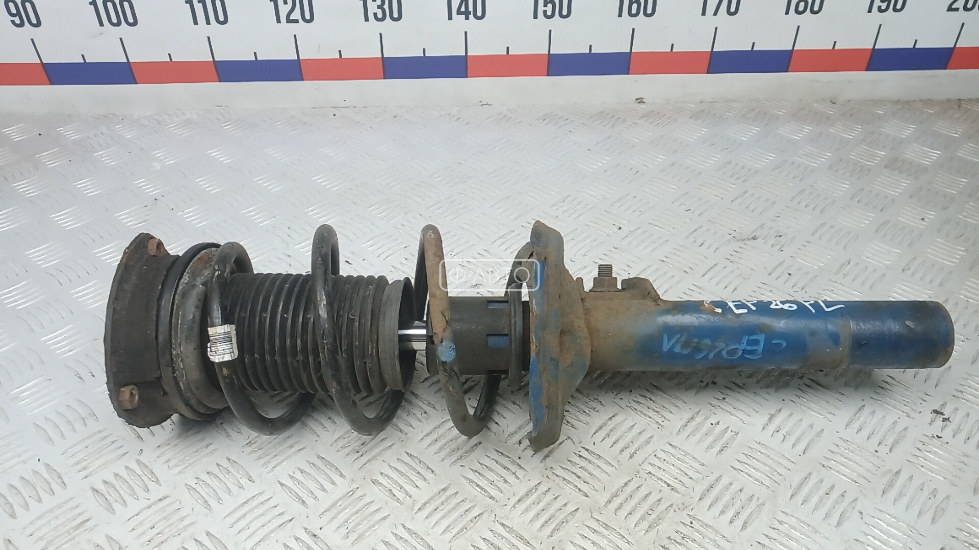 Стойка передняя левая