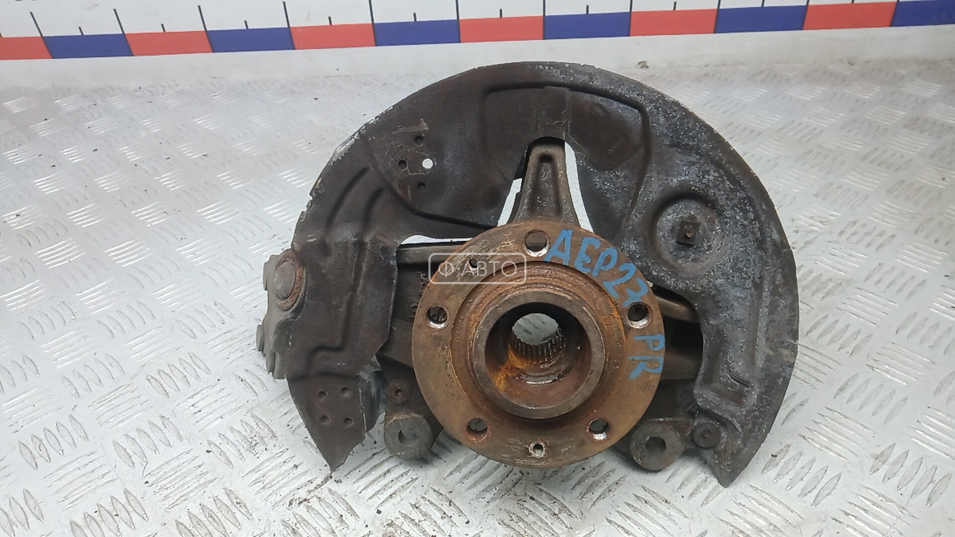 Ступица передняя правая