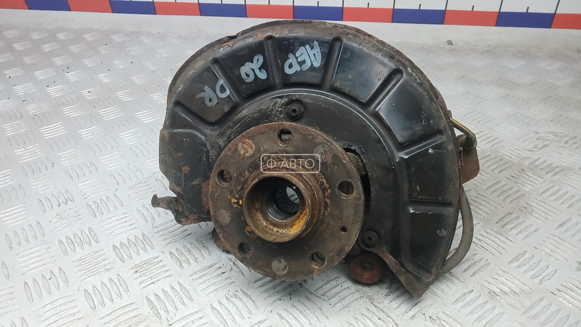 Ступица передняя правая