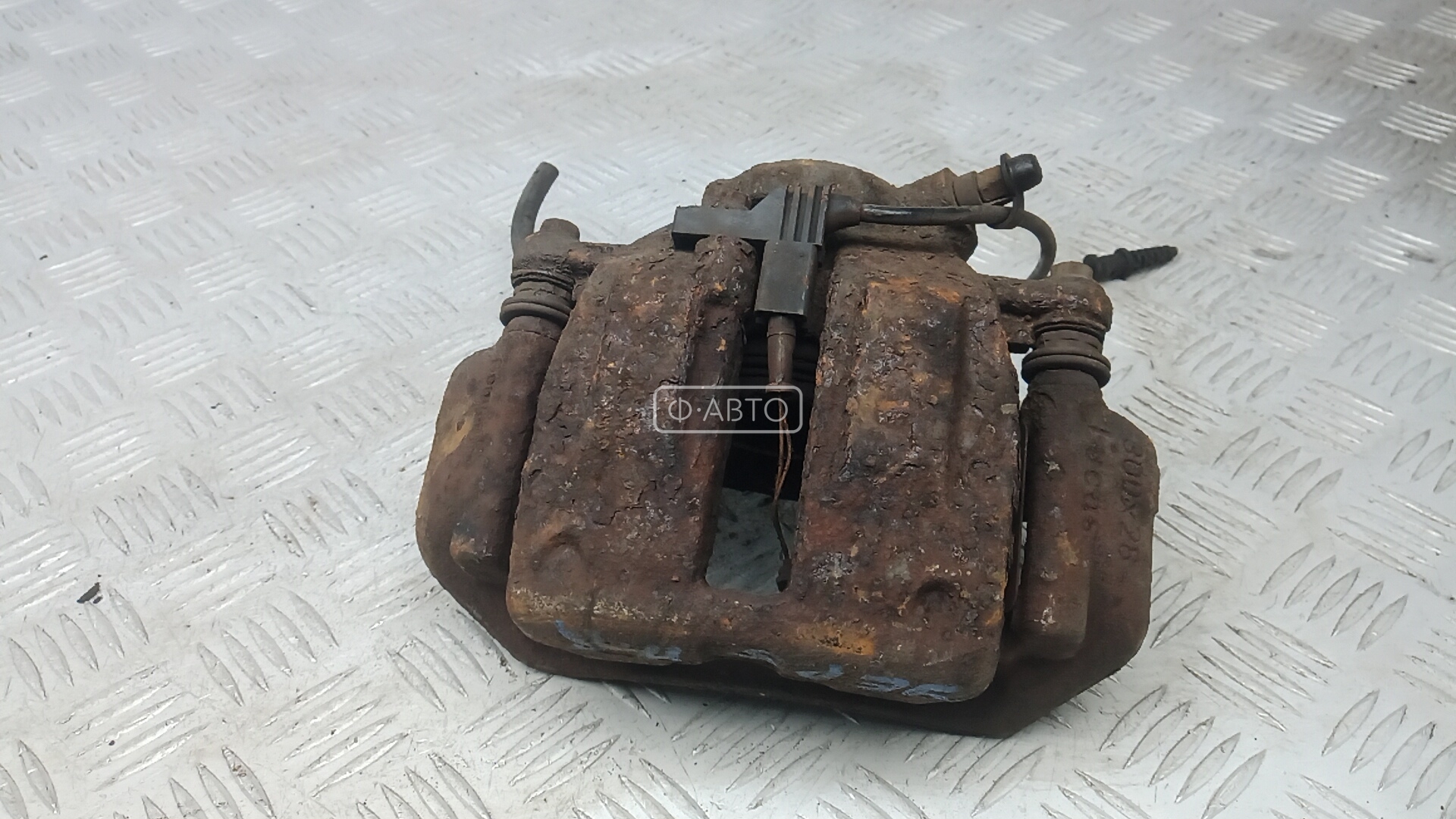 Суппорт тормозной передний правый