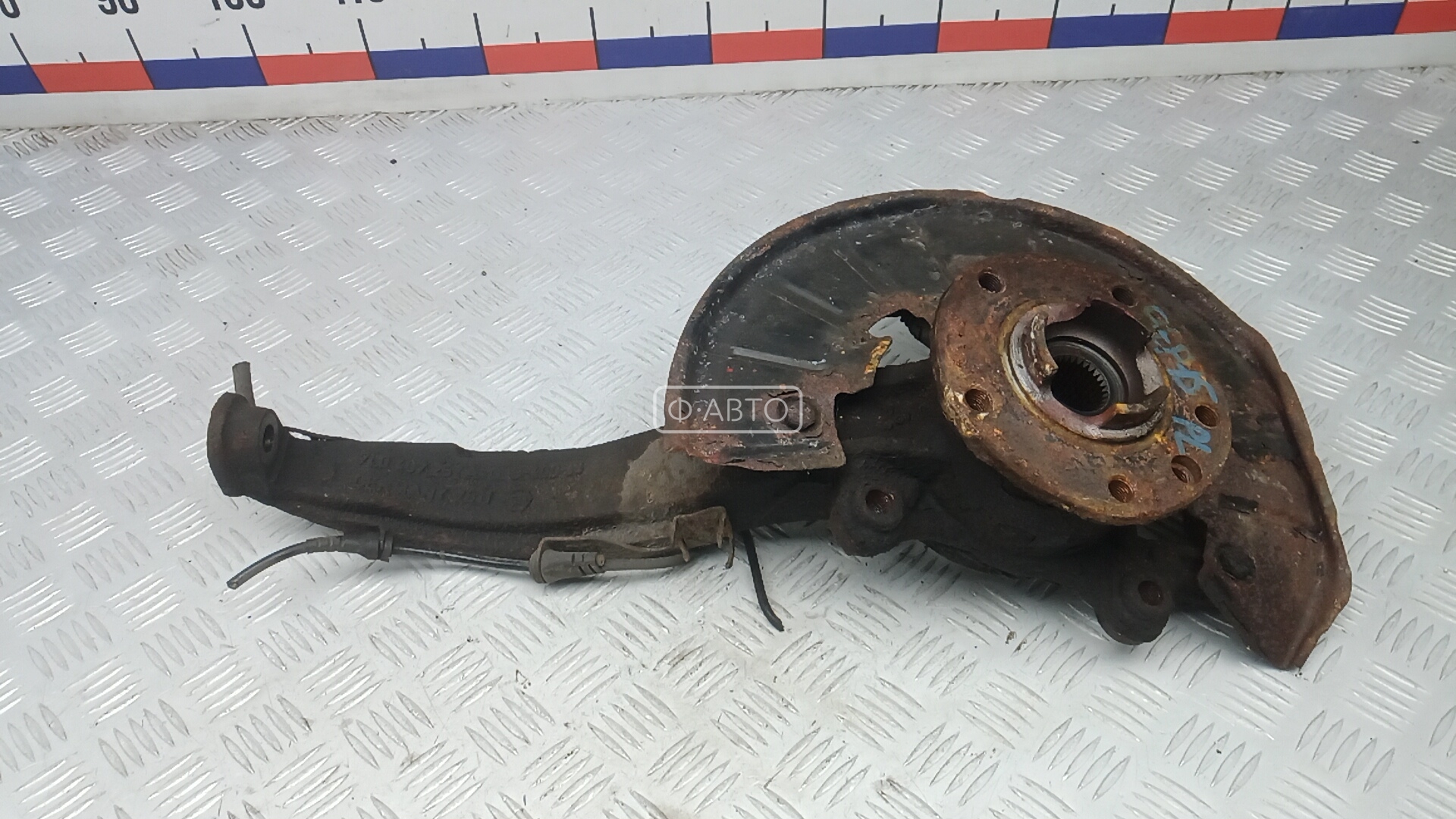 Ступица передняя левая