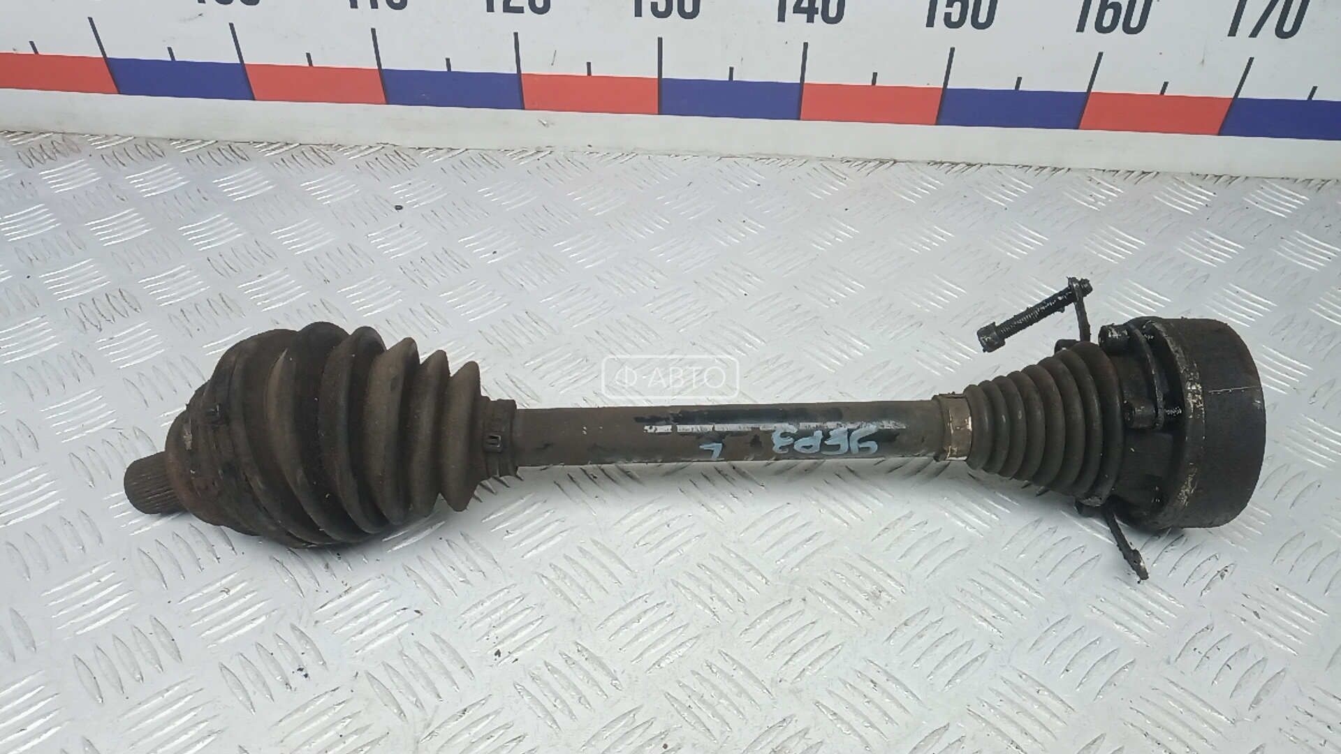 Привод передний левый