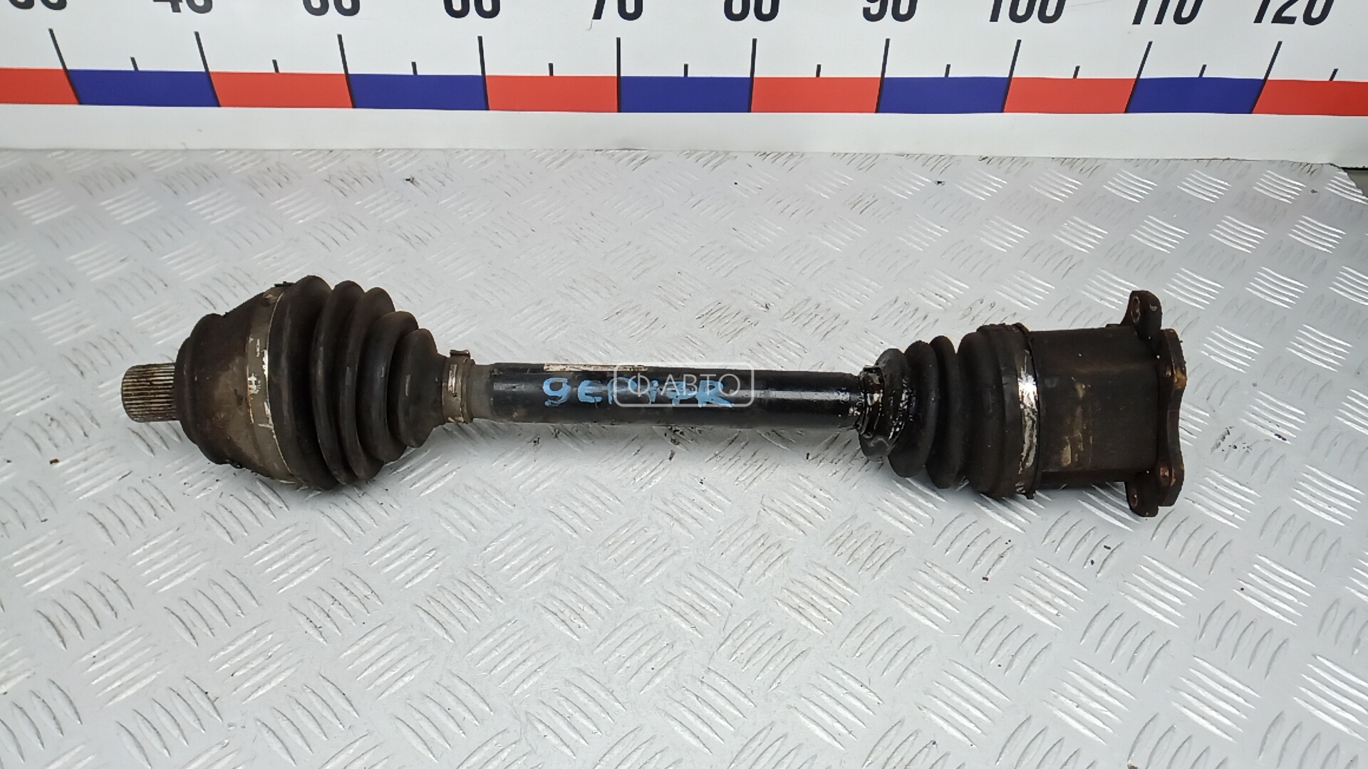 Привод передний правый