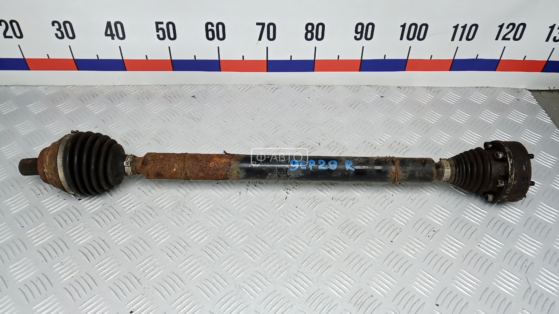 Привод передний правый