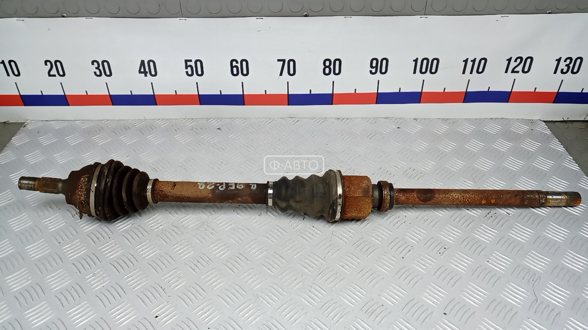 Привод передний правый