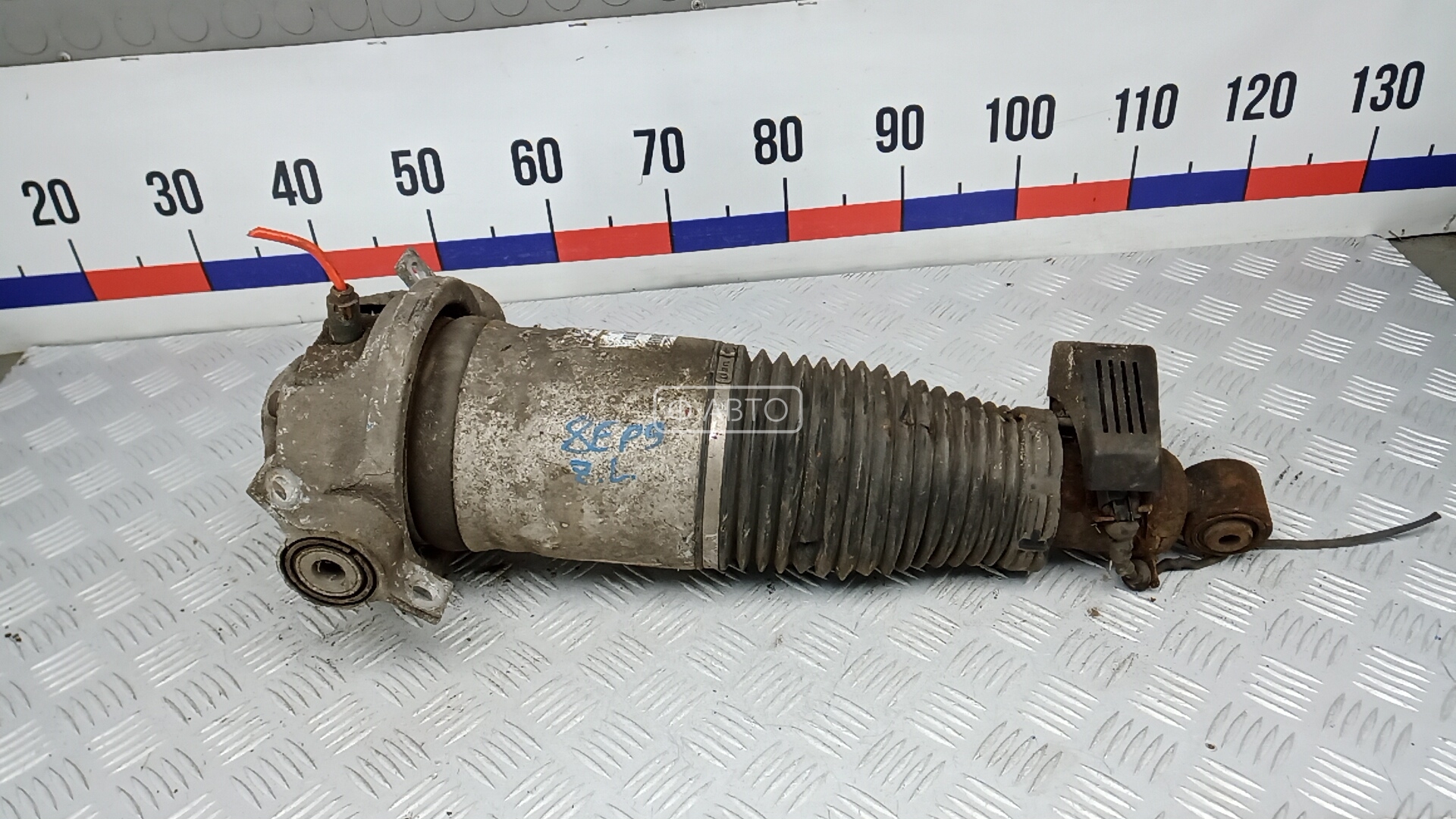 Пневмоподушка задняя