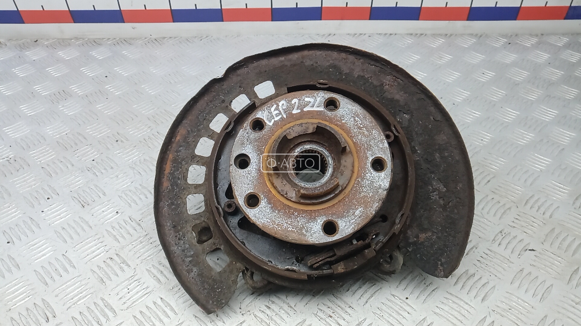 Ступица задняя левая