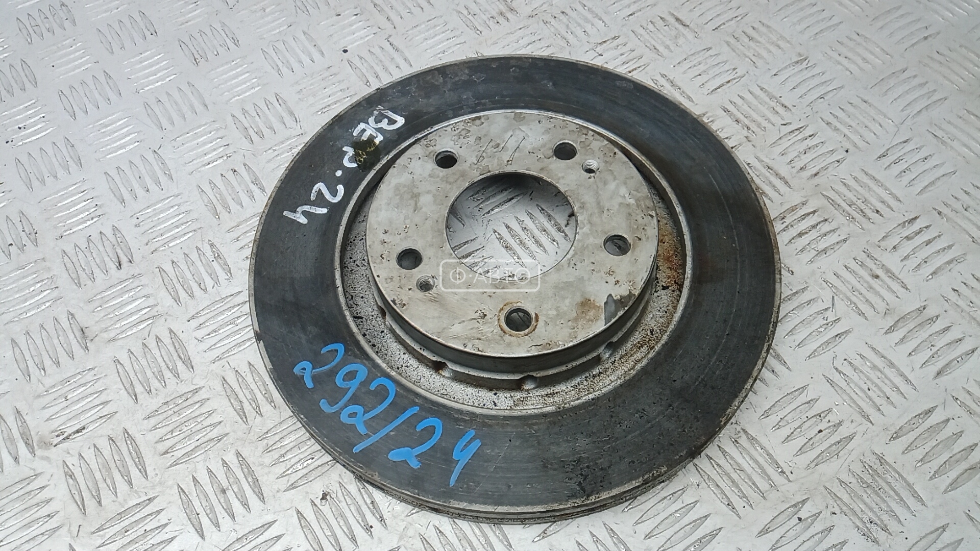 Диск тормозной передний