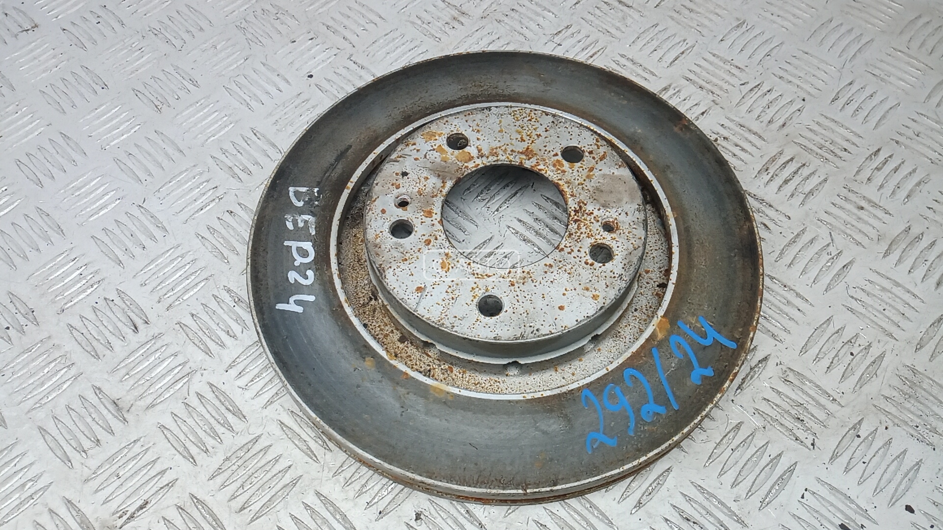 Диск тормозной передний