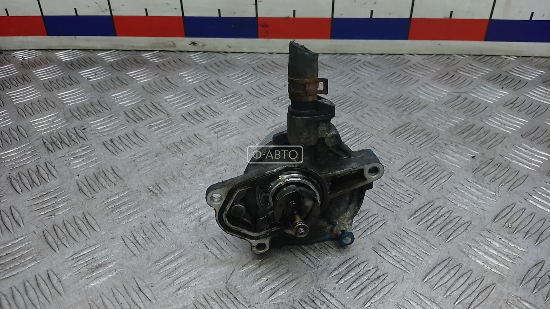 Насос вакуумный