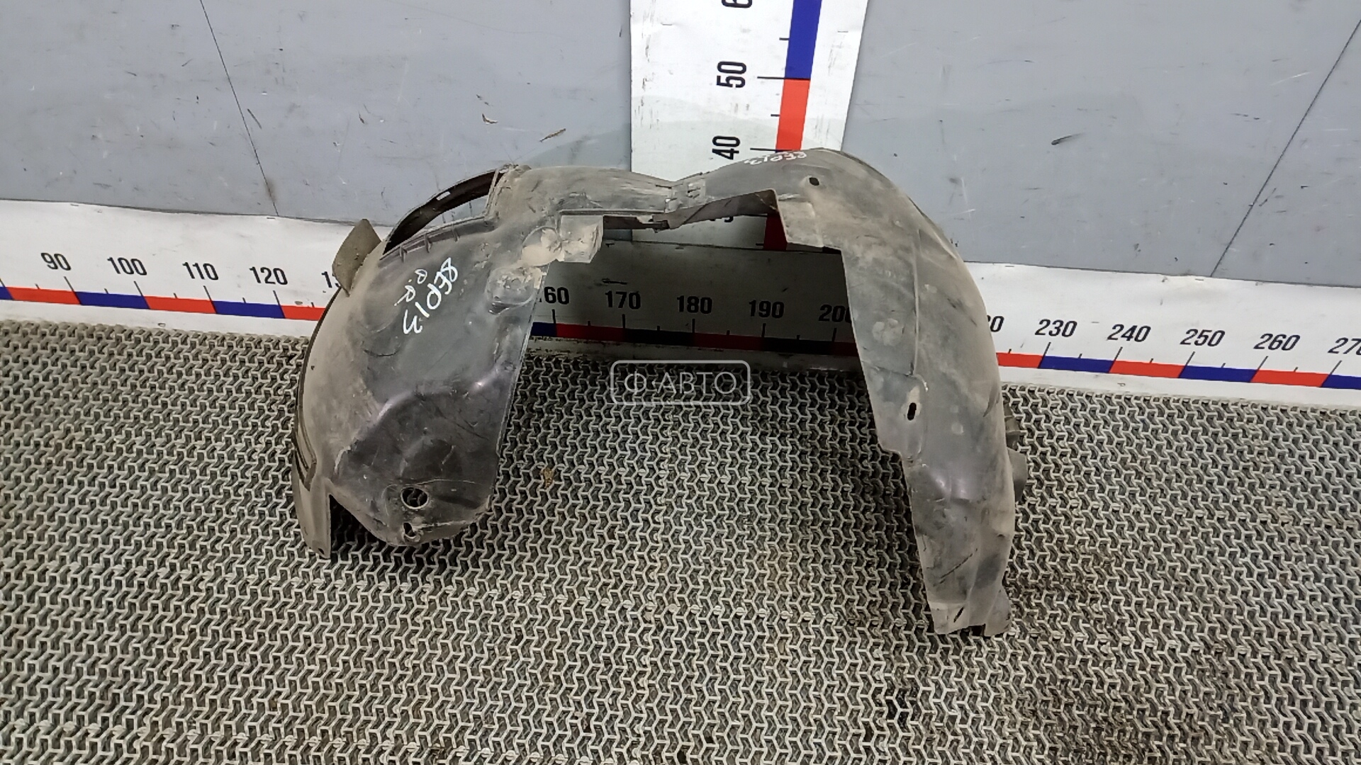 Защита арок (защита крыла, подкрылок) передняя правая