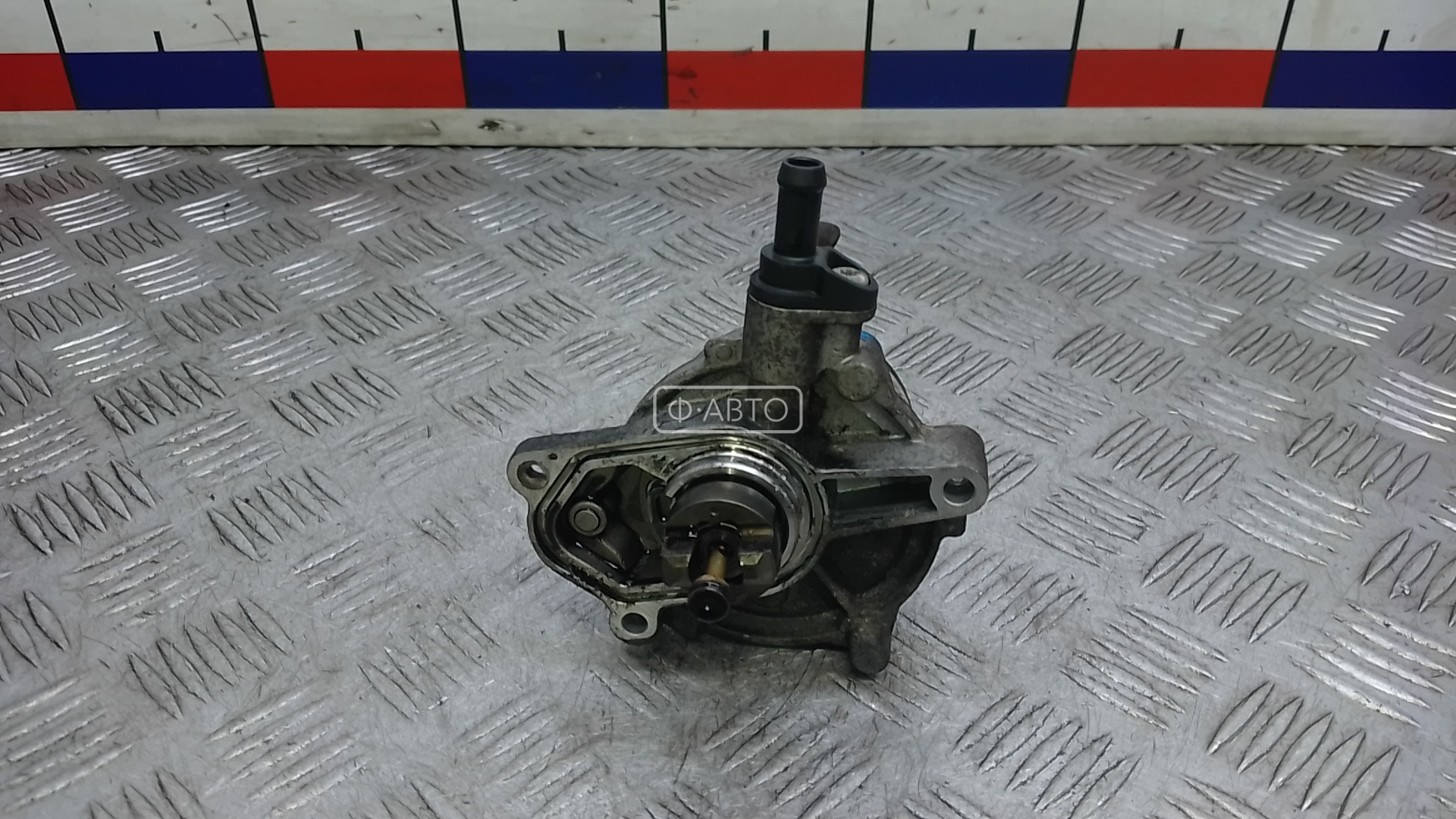 Насос вакуумный