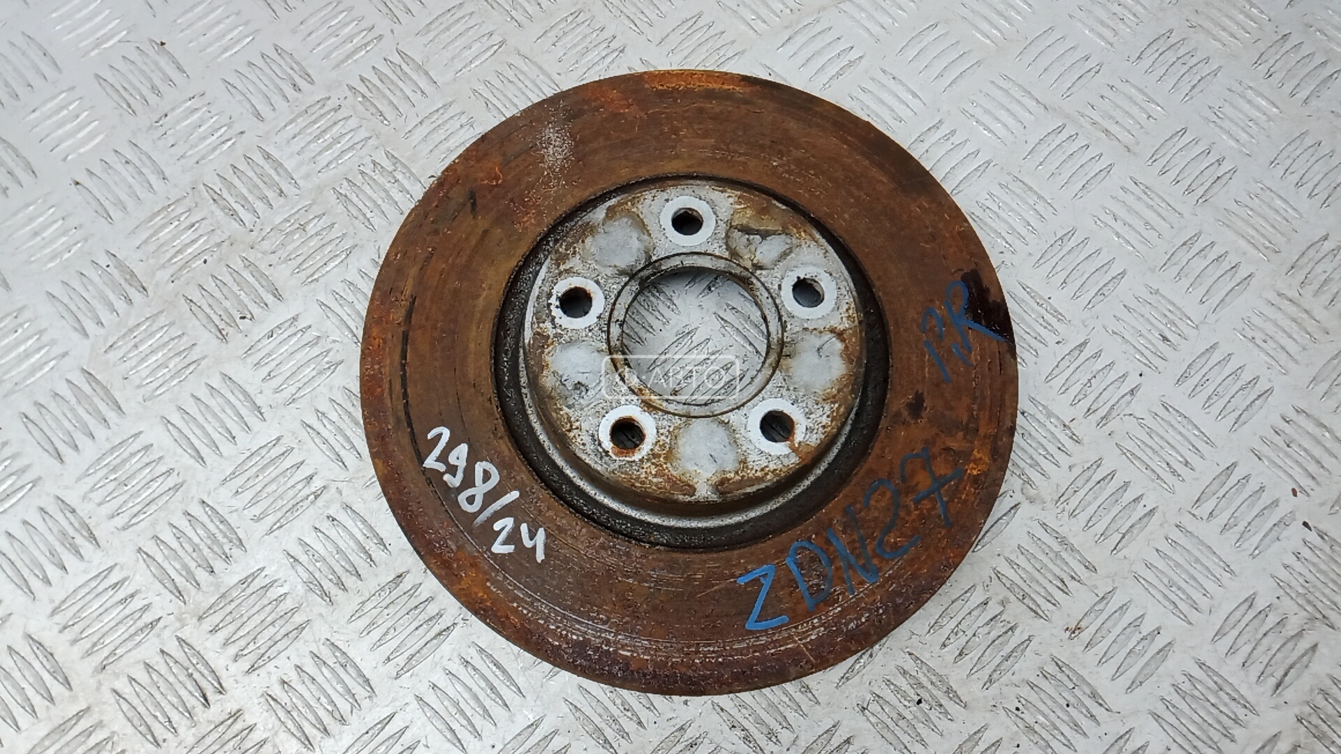 Диск тормозной передний