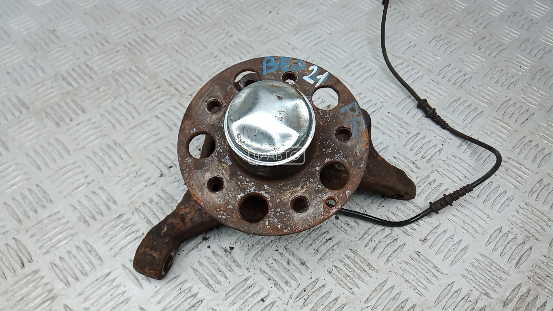 Ступица передняя правая