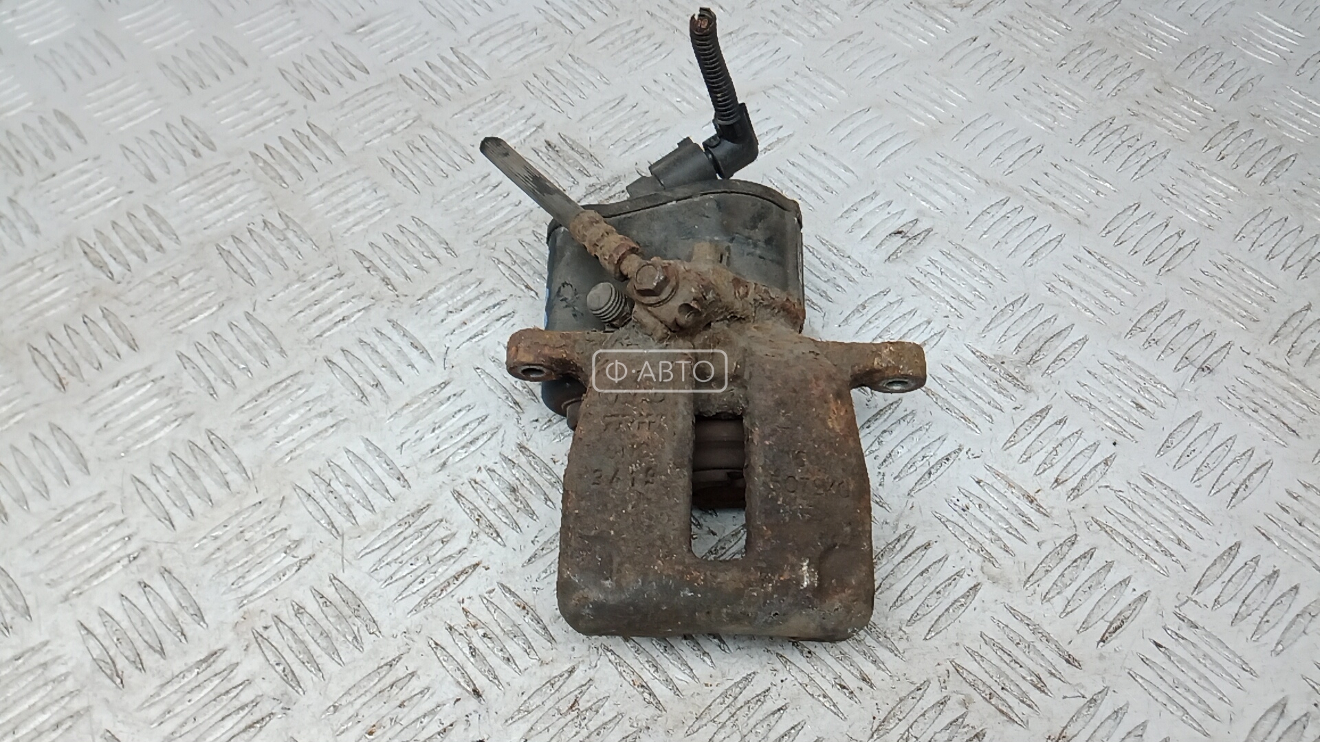 Суппорт тормозной задний правый