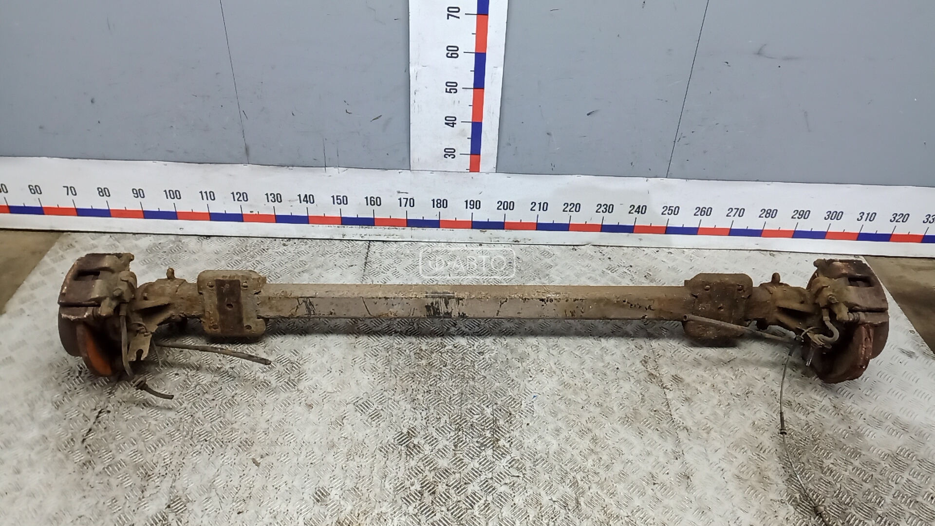 Балка задняя