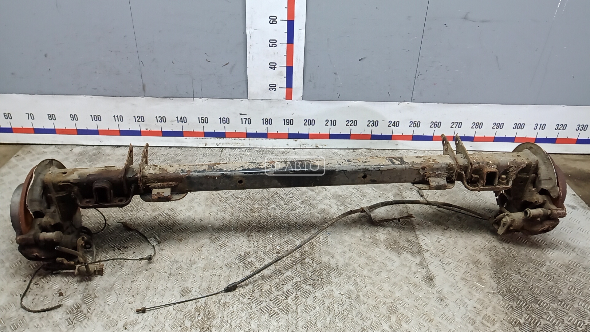 Балка задняя